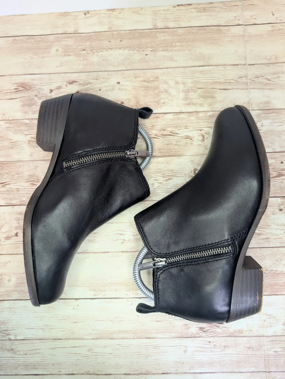 Lucky Brand Genuine Leather Basel Ankle Booties Zip Up Boots Black 7